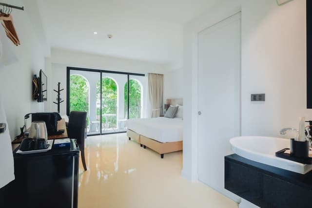 Grand Deluxe Room