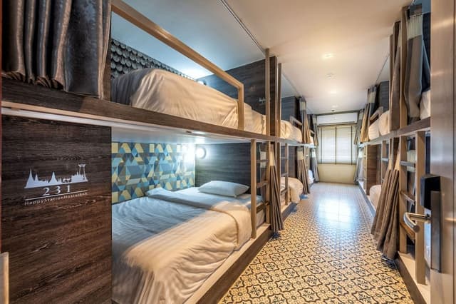 12-Bed Mixed Dormitory