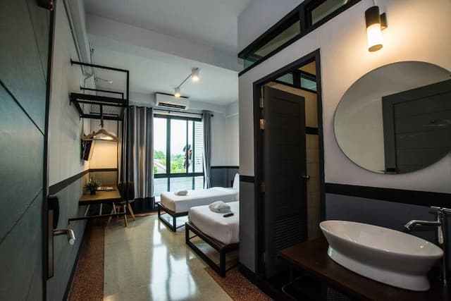 Economy Twin Room