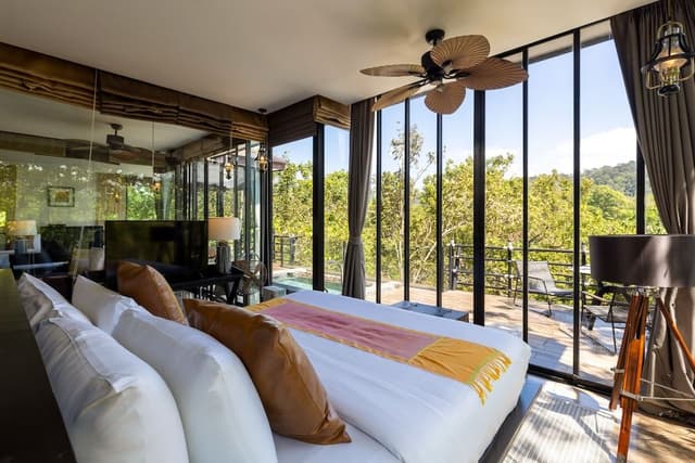 Jungle Lodge
