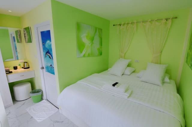 Standard King Room
