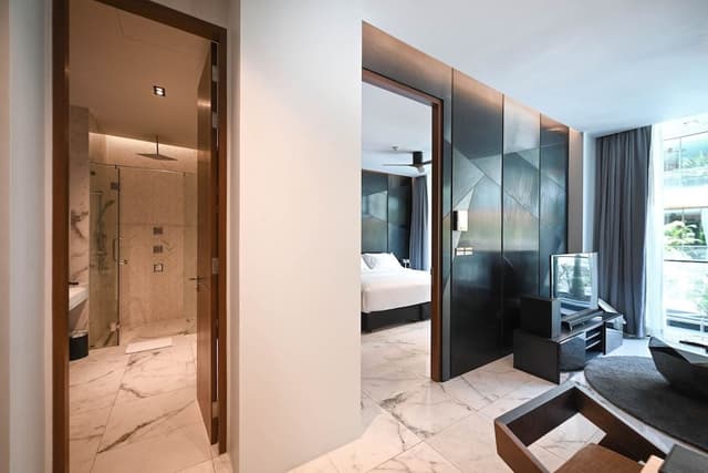One-Bedroom Suite with Private Pool