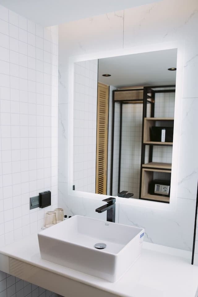 Nares Deluxe Twin Room