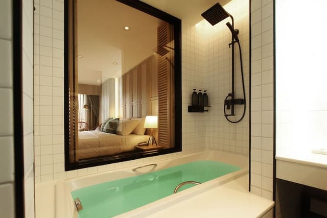 Nares Executive Twin Room