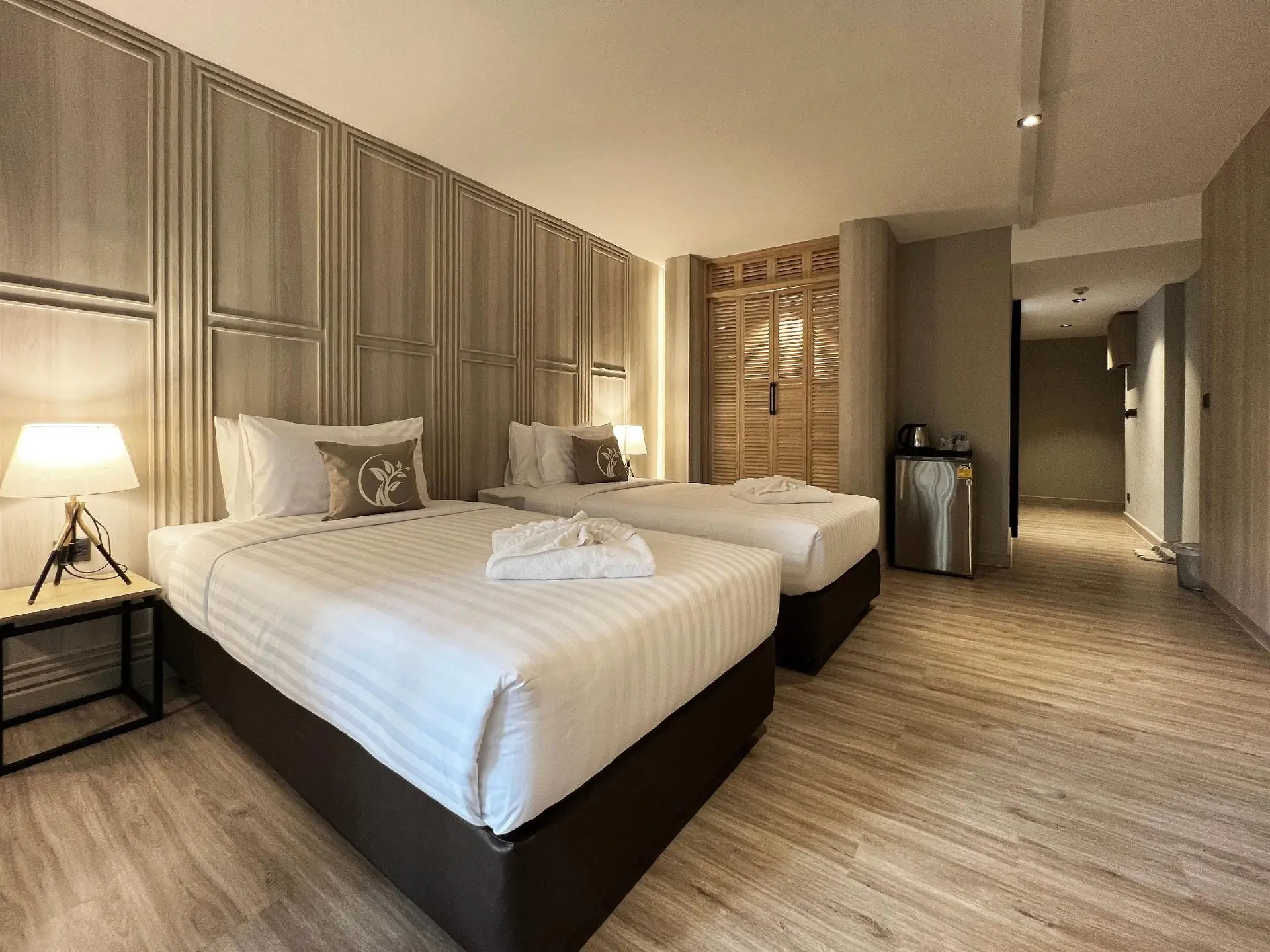 โรงแรมแอทนเรศ โรงแรมแอทนเรศ