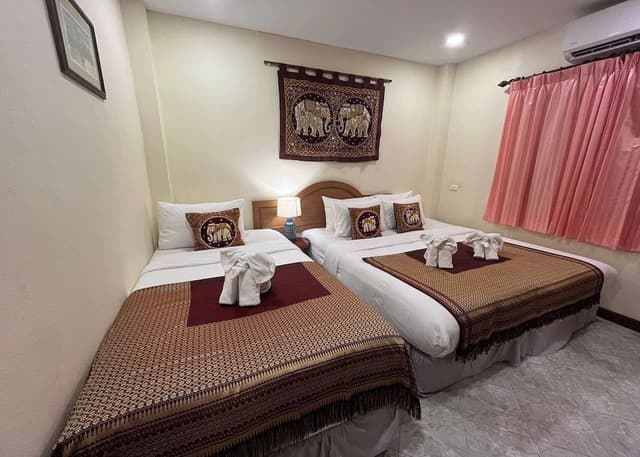 Triple Room