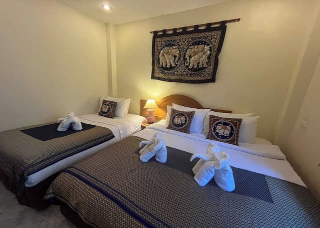 Triple Room