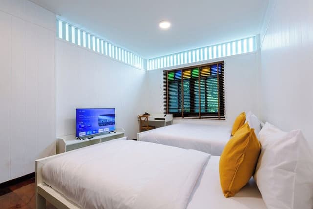 Superior Triple Room, Non Smoking, Private Bathroom