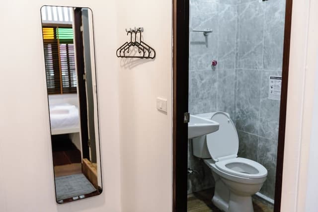 Superior Single Room, 1 King Bed, Non Smoking, Ensuite