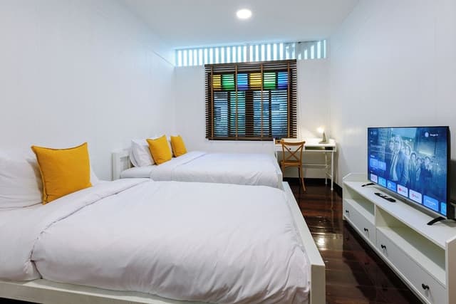 Superior Triple Room, Non Smoking, Private Bathroom