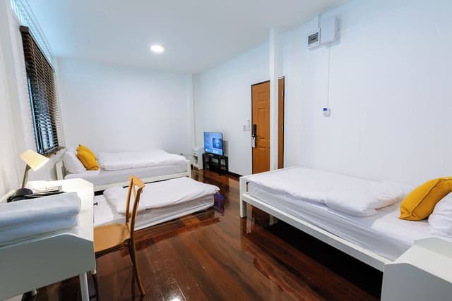 Superior Quadruple Room, Non Smoking, Private Bathroom