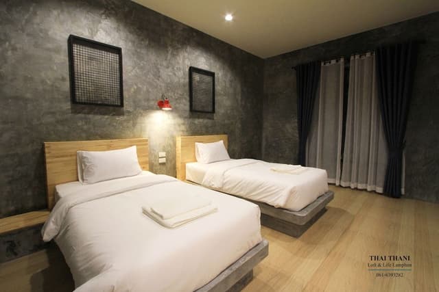 Standard Twin Room