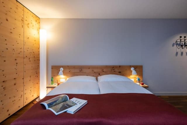 Panorama alpine corner room