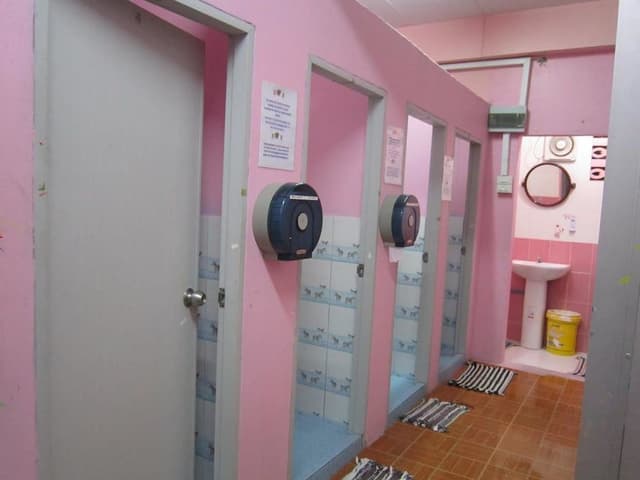 Mixed Dormitory Room