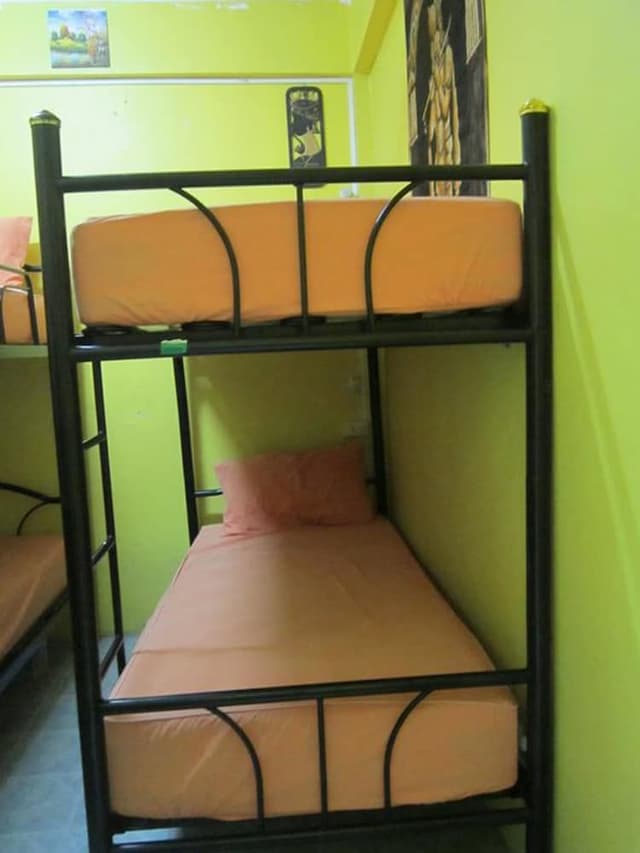 Mixed Dormitory Room
