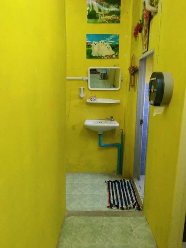 Mixed Dormitory Room