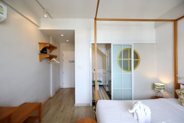 Double Room, 1 Queen Bed, Non Smoking, City View