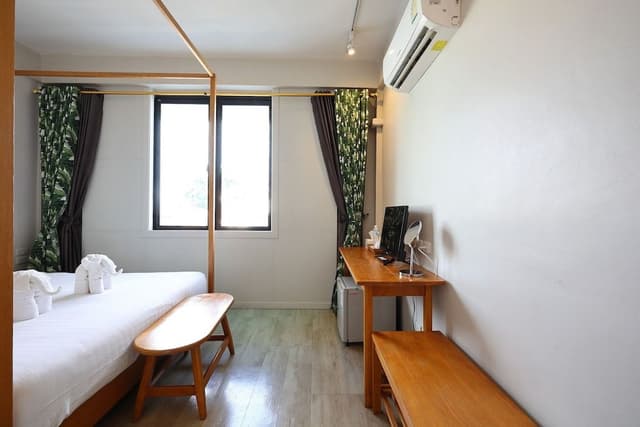 Double Room, 1 Queen Bed, Non Smoking, City View