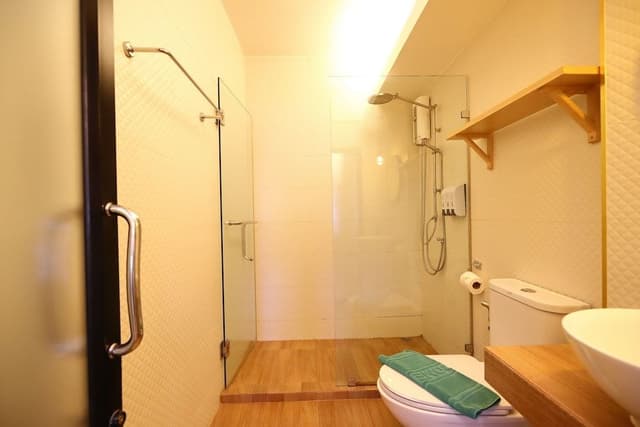 Basic Twin Room, Non Smoking, Mezzanine