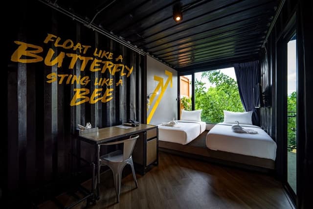 Standard Twin Room