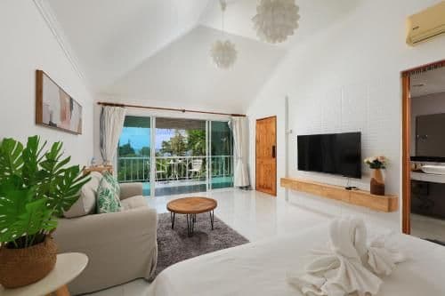Deluxe Double Garden View