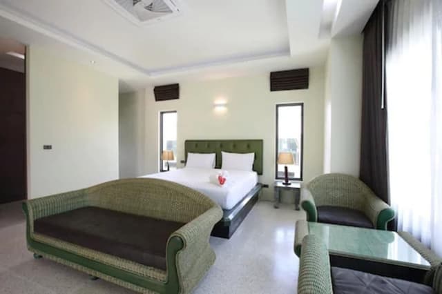 Deluxe Villa