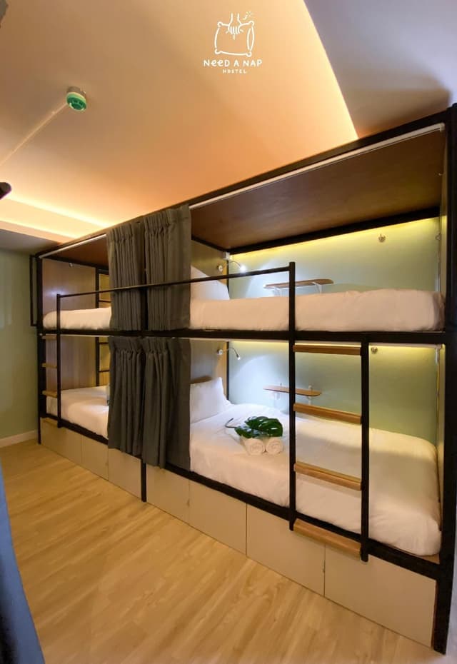 6-Bed Mixed Dormitory Room