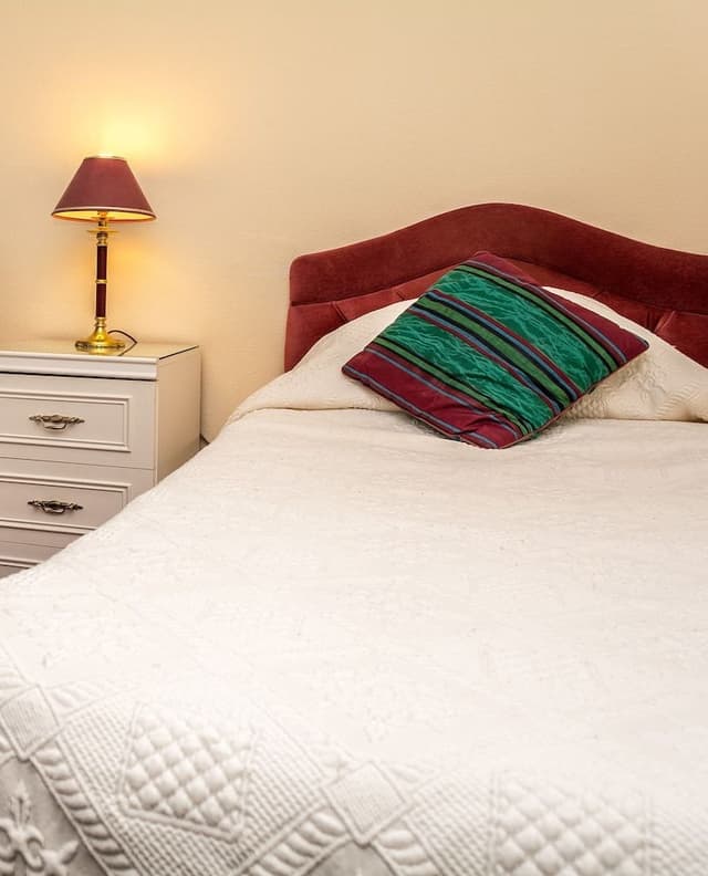 Classic Single Room