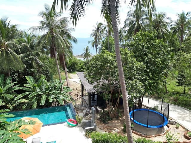 Padel Phangan Suite Pool Side