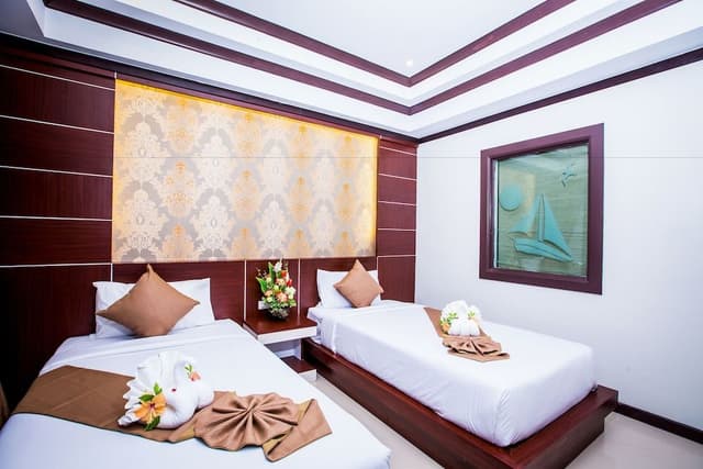 Deluxe Twin Room