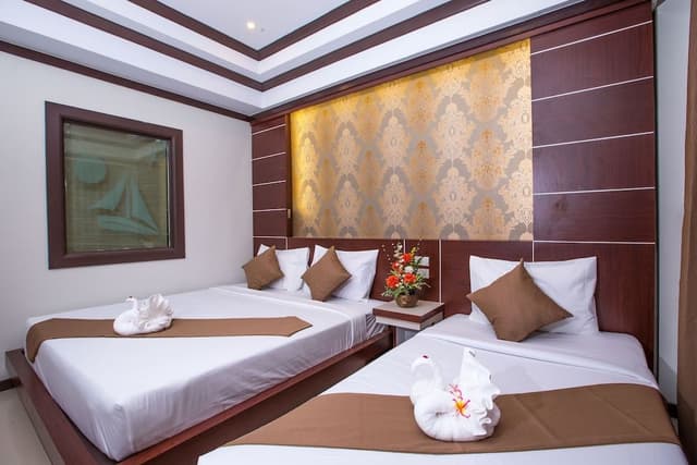 Deluxe Triple Room