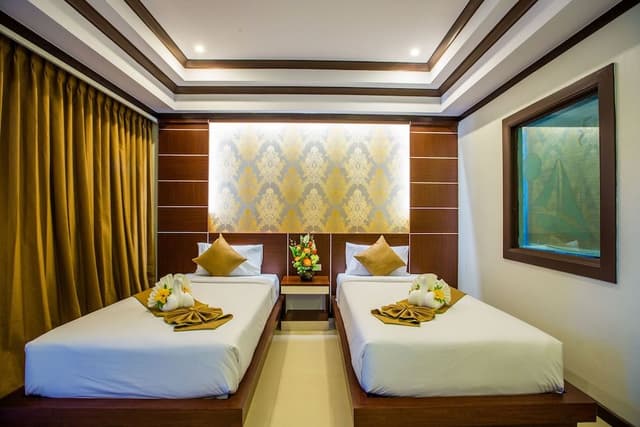 Deluxe Twin Room