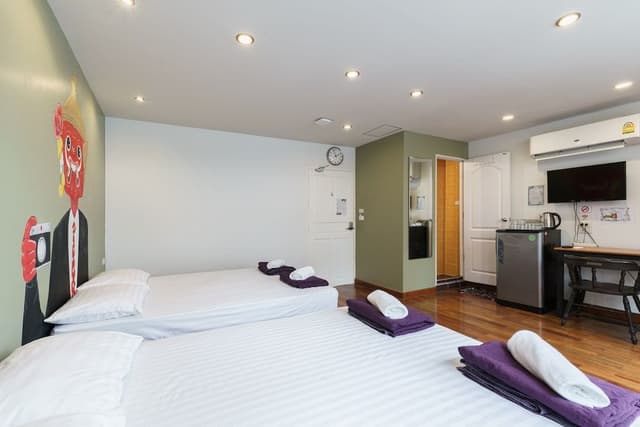 [A] Private Ensuit w. bathroom Soft bed and clean