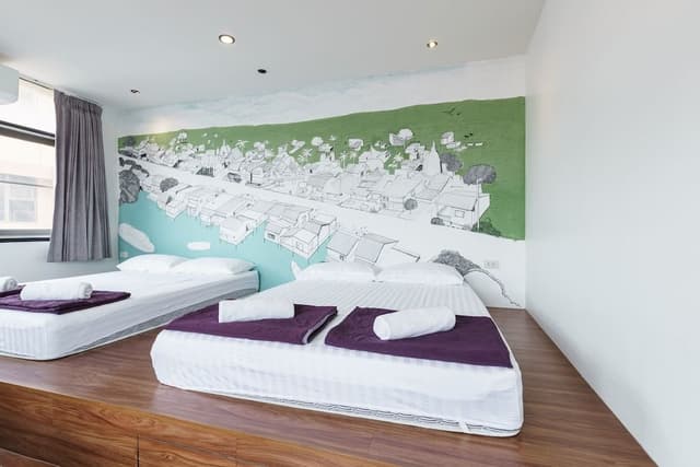 [C] Glasshouse &amp; bathroom comfy bed with soft pillow