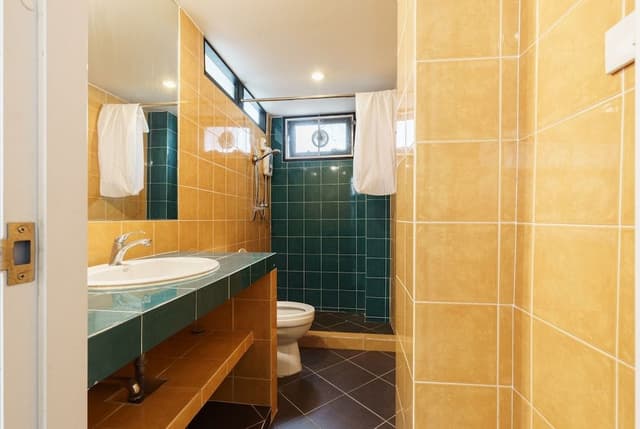 [A] Private Ensuit w. bathroom Soft bed and clean