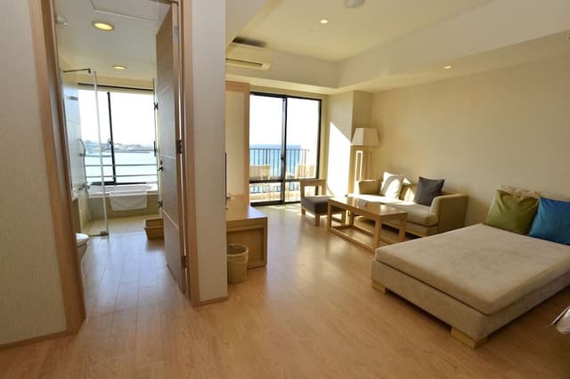 Deluxe Twin Room, Non Smoking (2 Pax Use)