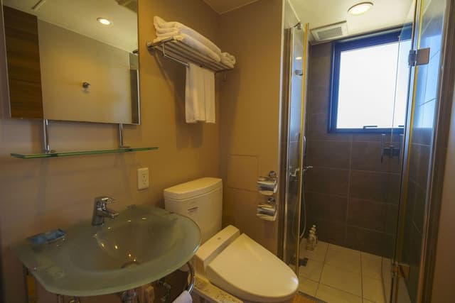 Corner suite, Non Smoking (4 Pax Use)