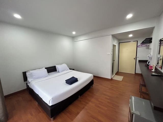 Deluxe Single Room