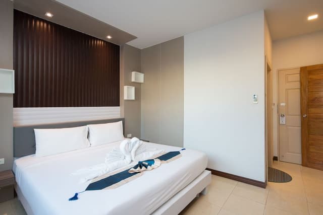 2 Connecting Rooms for 4