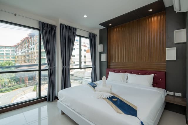 4 Connecting Rooms for 8