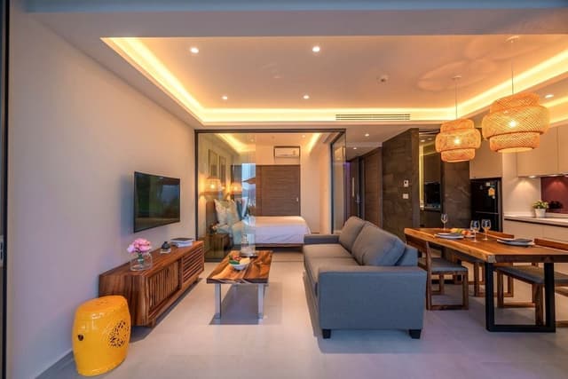 Deluxe Suite, Pool View