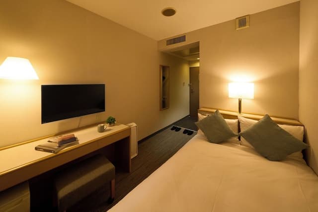 Semi Double Room, Smoking (for 1 guest)