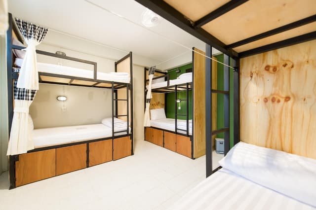 1 Person in 6-Bed Dormitory with Shared Bathroom - Female Only