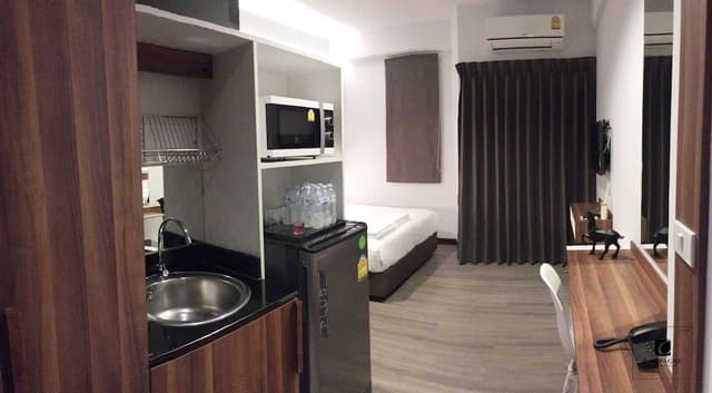 Deluxe Room (Floor 1-3)