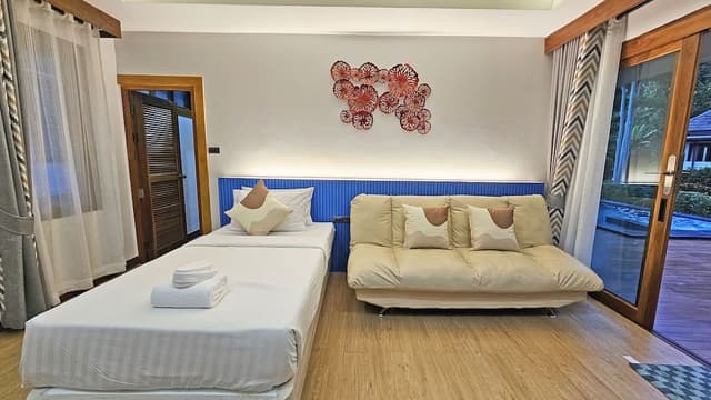 Family Pool Villa