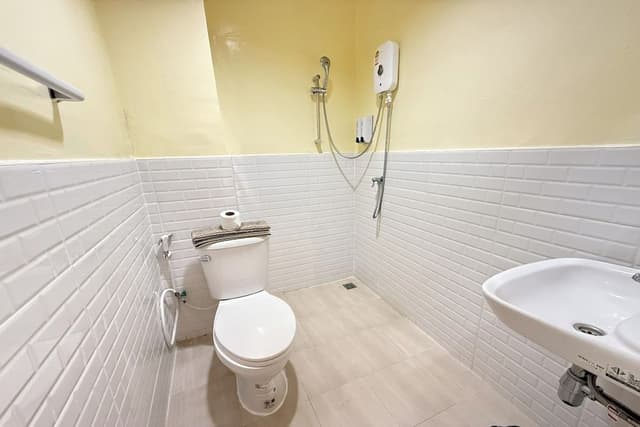 Superior Triple Room, No Windows