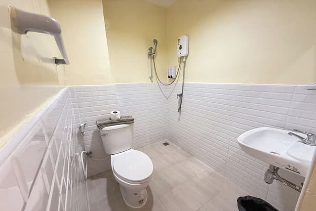 Superior Triple Room, No Windows