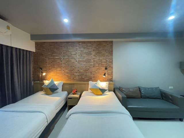 Deluxe Twin Room