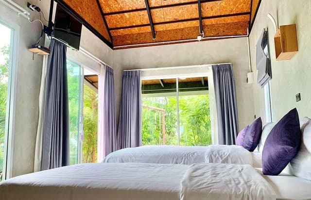 Triple Room