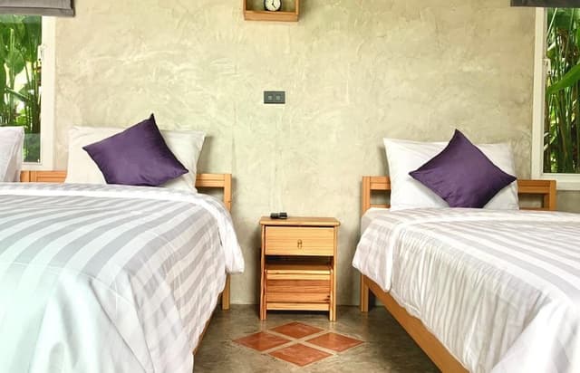 Triple Room